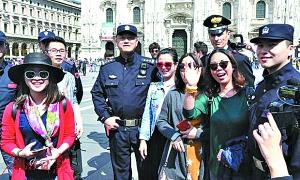 中国警察意大利巡逻 我们展示的是大国自信